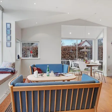 Amazing In With Kitchen 펜션